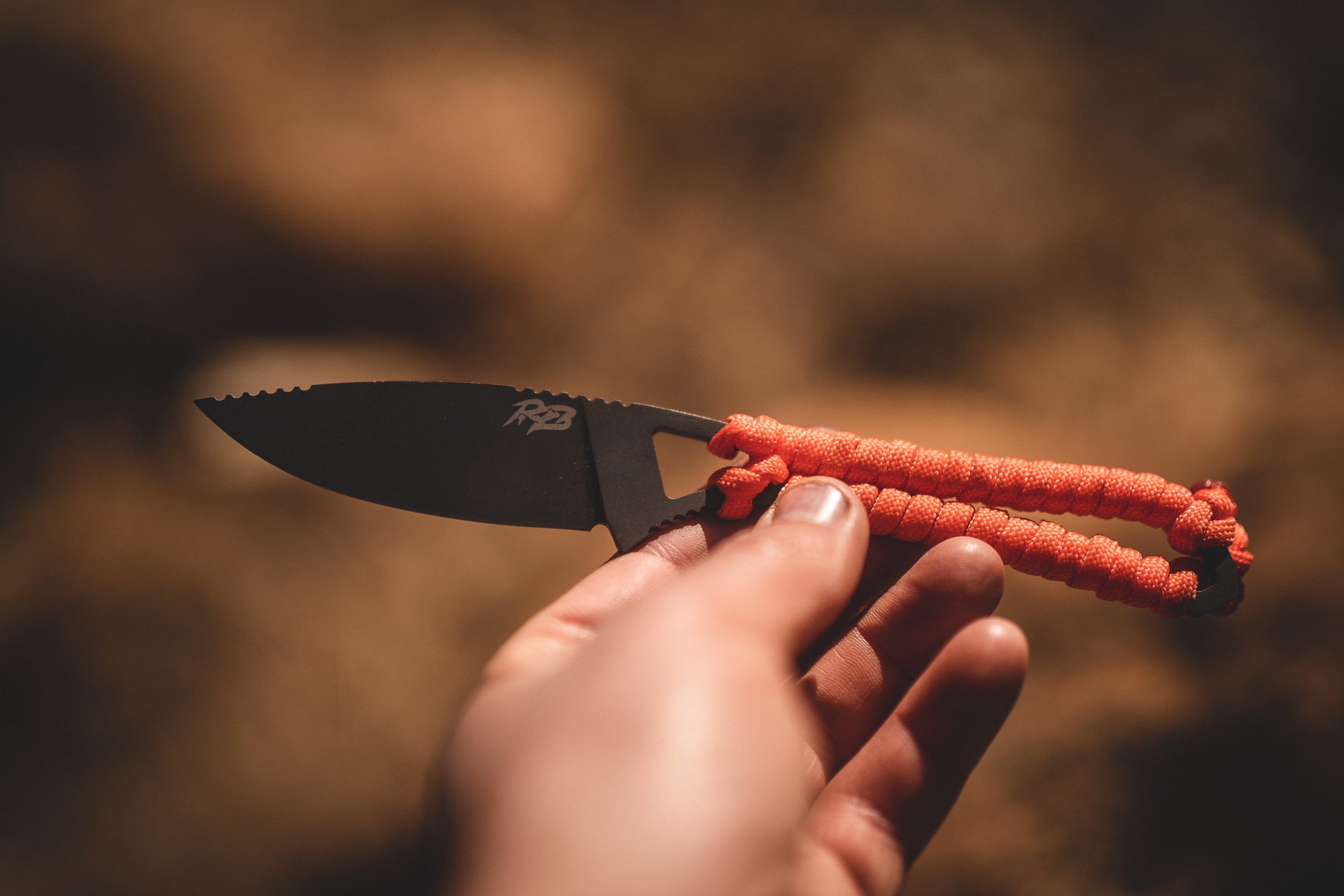 Buy online ultralight hunting knife. RIdge Blades Smoke Grey drop poing hunting knives for easy cleaning. Great lightweight hunting blades for the outdoors. Single blade hunting knife. Affordable outdoor knives.