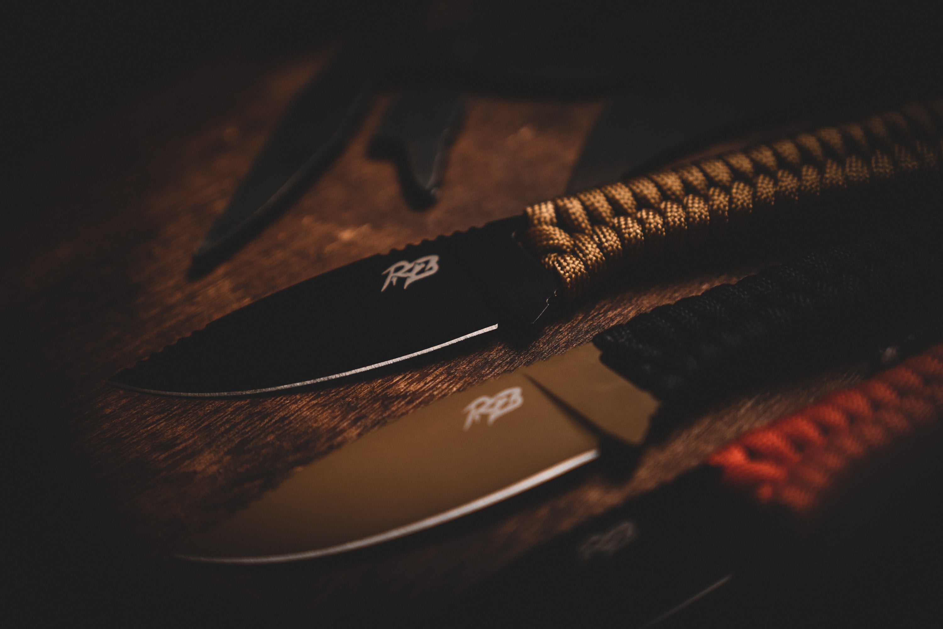 Buy online ultralight hunting knife. RIdge Blades Smoke Grey drop poing hunting knives for easy cleaning. Great lightweight hunting blades for the outdoors. Single blade hunting knife.