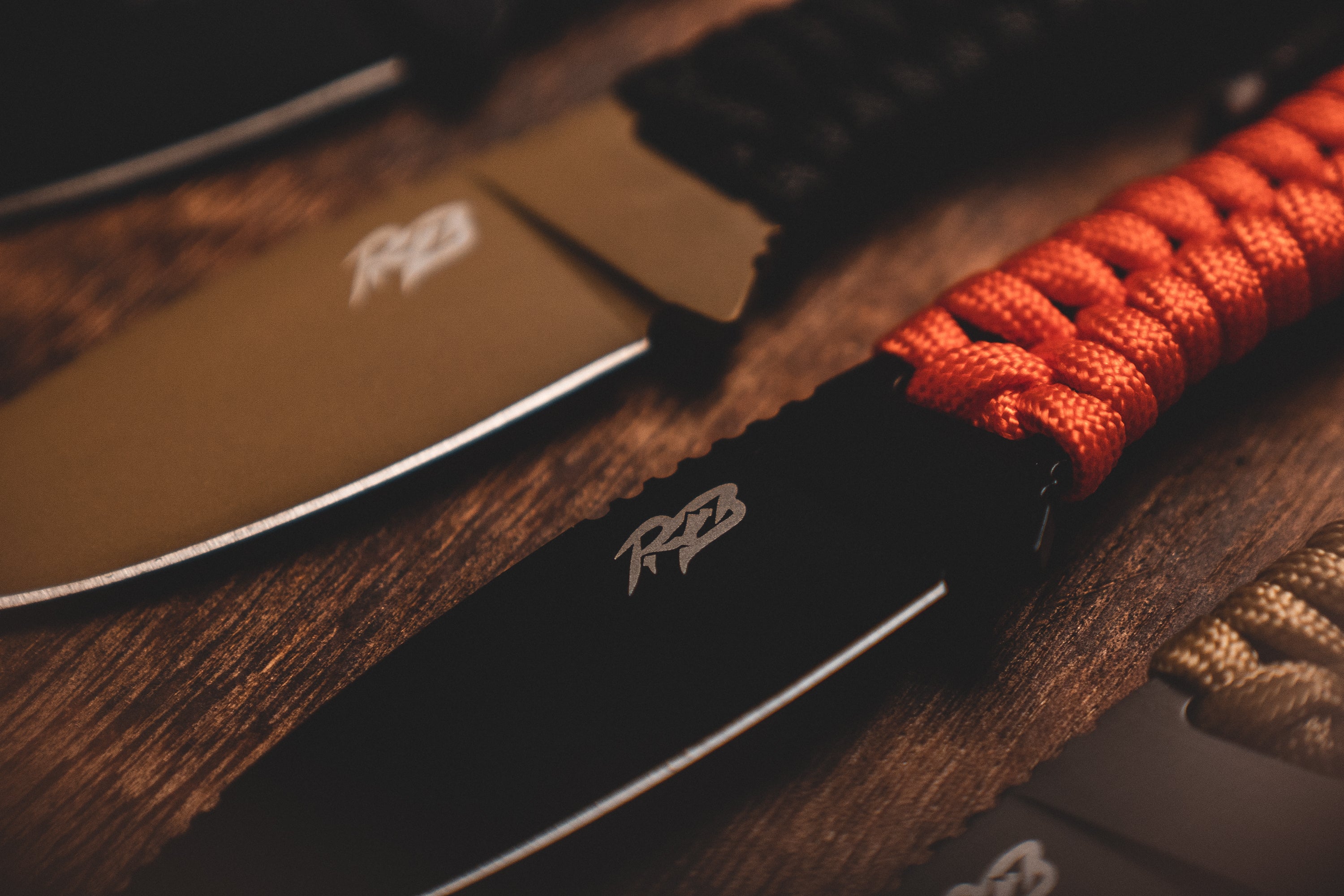 Buy online ultralight hunting knife. RIdge Blades Smoke Grey drop poing hunting knives for easy cleaning. Great lightweight hunting blades for the outdoors. Single blade hunting knife.